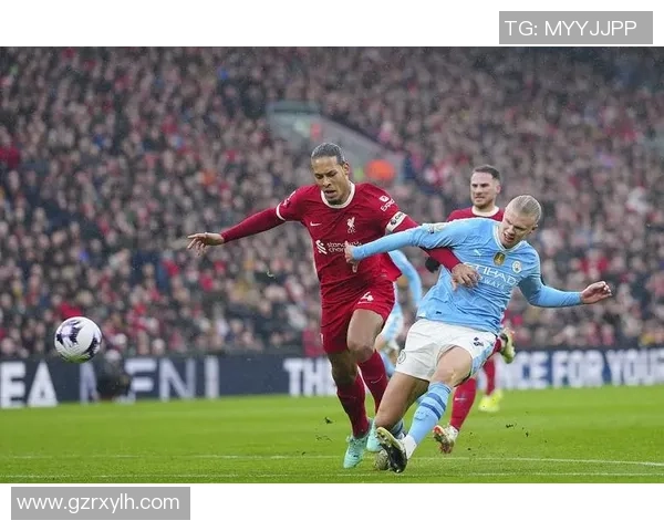 范戴克的防守艺术与领导魅力如何塑造利物浦的辉煌成就 范戴克的防守艺术与领导魅力如何塑造利物浦的辉煌成就